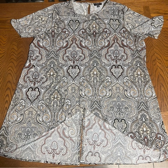 Cocomo Woman Paisley Print Tulip Split Hem Short Sleeve Tunic Top Sz 2X Stretchy - Picture 2 of 15